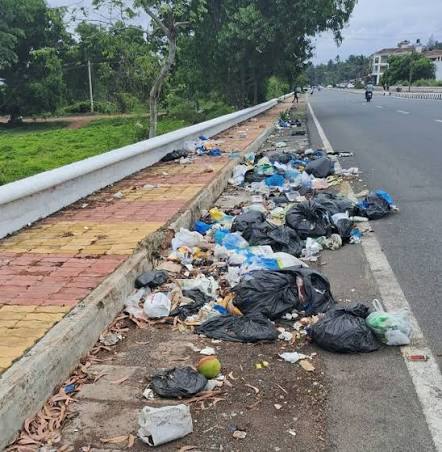 म्हामार्गा कुशीचो 159 टन कोयर एकठांय