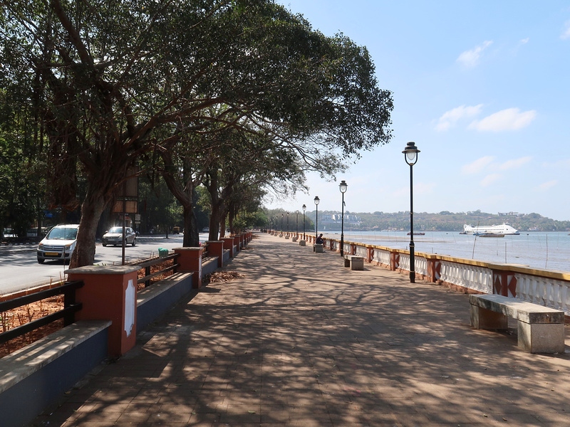 WALKING THE STREETS OF PANAJI BY DR OSCAR REBELLO