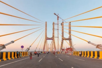 Viewing towers on new Zuari bridge may be risky