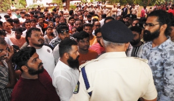 5-member group led by panch asked to report grievances at police station today