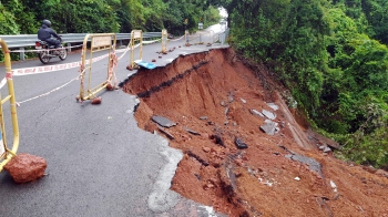 Retaining wall collapses near Santan church
