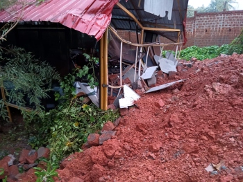 Retaining wall of resort collapses in Canacona