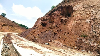 Landslides continue to pose danger on NH66 at Malpe