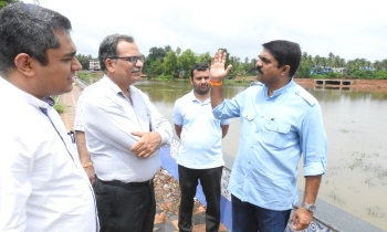 Union Minister’s envoy visits Tolleaband for first-hand knowledge of flood pattern