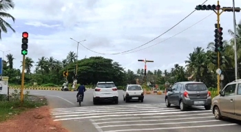 Traffic signals start functioning again at mishap prone Belem-Navelim junction