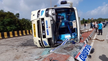 9 injured after inter-state bus topples at Agassaim