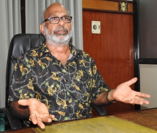 Govt warned not to bulldoze with restaurant proposal