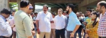 Operation clean up: Crew of 50 volunteers to collect nirmalya after visarjan at Baina beach