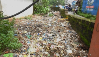 Day after The Goan exposÃ©, MMC gets pvt contractors to clean up black spots