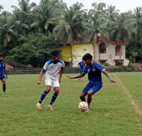 CES College, Rosary College, Fr Agnel book semis berth