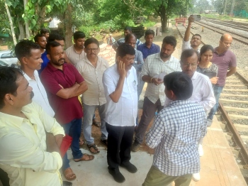 SWR assures railway overbridge, shed at Kalay railway station
