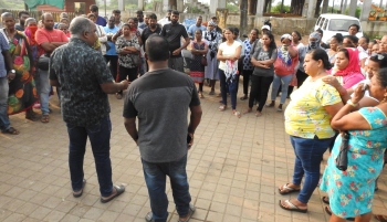 Fishermen protest PDA decision to keep them out of wholesale market