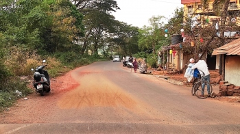 Fate of displaced people along ring road alignment at Comba still in limbo
