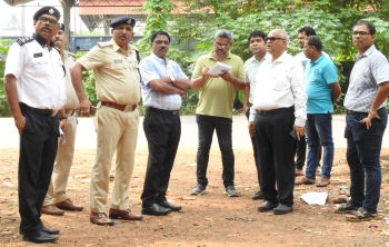 Inspection along Old station road, Cine Lata stretch exposes illegalities, encroachments