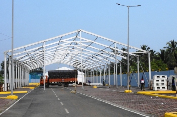 SPOTLIGHT: THE GOAN DESCENDS ON GROUND