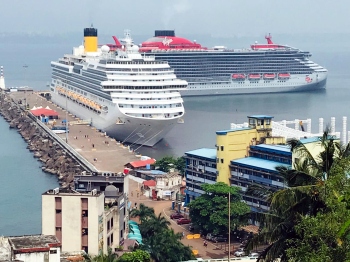 In a season first, 2 cruise ships berth at same time in port
