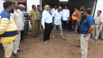 MMC chief, MLA meet drivers on streamlining waste collection operations