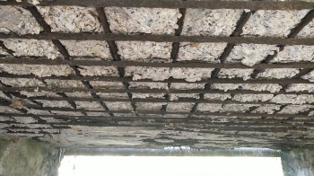 Bridge in Kasarvarne turns dangerous for commuting