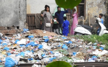 MMC dy chief promises to solve waste dumping issue