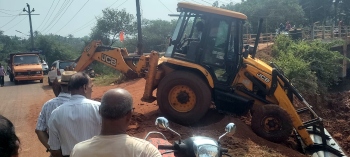 After 2 yrs, work resumes on incomplete Agonda bridge project