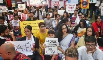 Voters shouldn't make religion poll issue