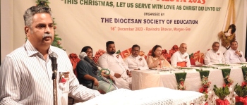 Education most effective tool in war-torn world: Lolienkar