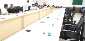 With MLAs, MP playing truant at last DPC meet, all eyes now on Jan 11 meet