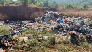 Waste mound pops up near Cuncolim industrial estate; municipality, police swing into action