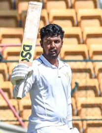Ranji Trophy: Karnataka establish 177-run lead; Siddharth's unbeaten 57 keeps Goa afloat