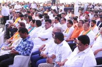 Independent MLAs Reginaldo, Vaz attend