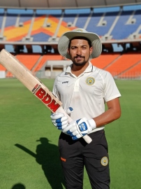 Comeback batter Amogh silver lining in familiar Goa collapse