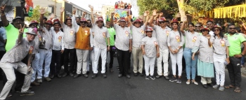 Ruling BJP politicians walk along parade route, chant Viva Carnival