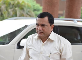 Transport Minister Slams Government Departments for Neglecting Road Safety