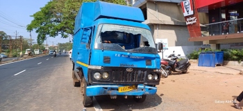 Biker hurt as van rams into vehicles