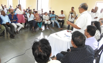 Aleixo promises solutions to issues raised by Navelkars