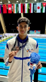 Pilar Fathers hail student for medals in Philippines