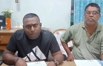 Taxi operators call on govt to take up speed governors with vehicle makers