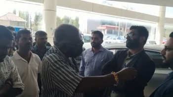 Car showroom faces heat as taxi operators protest faulty speed governors