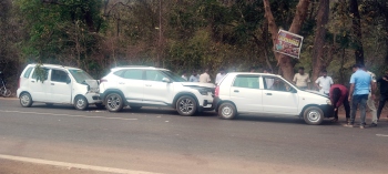 1 injured, cars damaged in separate mishaps at Kundaim, Dharbandora