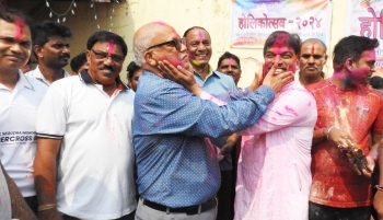 Fatorda witnesses new-found friendship between Digambar and Damu on Holi