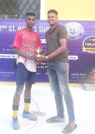 Carmona Sports Club in semis