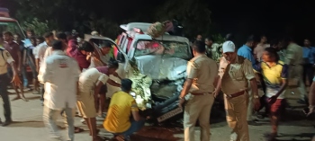Driver killed, 6 injured in mishap at Patradevi