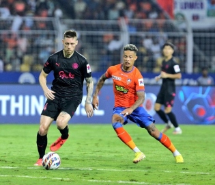 Mumbai City FC steal win in stoppage-time heist