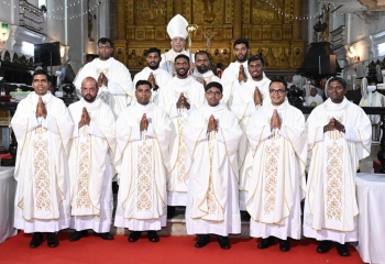 Cardinal asserts importance of service in priestly vocation