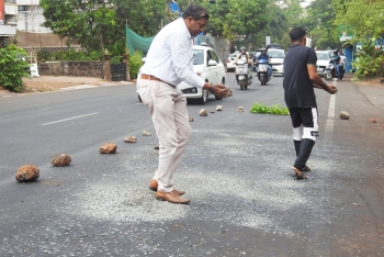 Leachate turns Margao roads slippery after slight drizzle