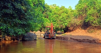 WRD begins work of de-silting nullahs in Bicholim taluka