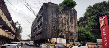 Unsafe bldgs jeopardising lives of occupants, pedestrians in port town