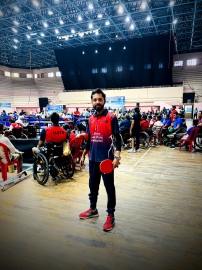 Overcoming amputation after electrocution, this youth wins hearts