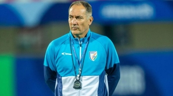 Indian football is imprisoned, game not growing in the country, claims Stimac
