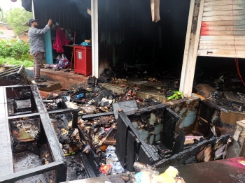 Shop gutted in fire at Bicholim